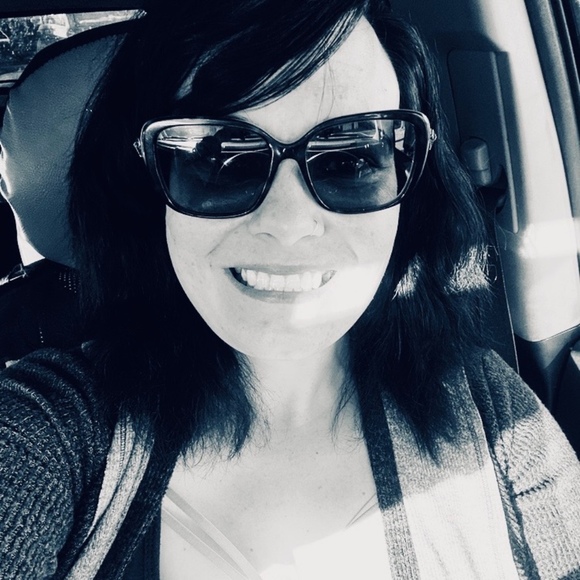 Meet your Posher, Kathryn - Picture 1 of 1